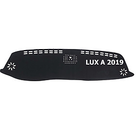Thảm da Taplo vân Carbon Cao cấp dành cho xe Vinfast Lux A2.0 2019 có khắc chữ Vinfast Lux A và cắt bằng máy lazer