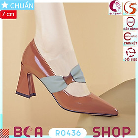 Hình ảnh Giày cao gót nữ 7p RO436 ROSATA tại BCASHOP bít mũi đế vuông mũi nhọn quai thun phối màu - màu nâu bò phối quai xám