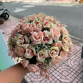 Hoa cầm tay cô dâu tp hcm
