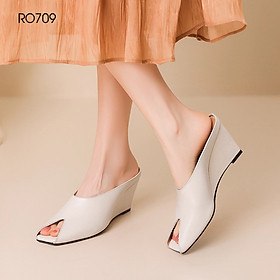 Dép nữ hở mũi, đế xuồng ROSATA RO709 - 7p - Đen, Trắng - BKSTORE
