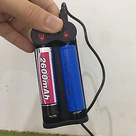 Mua Bộ sạc pin 18650 3.7V 2 khe Sạc bằng dây cáp USB thông dụng