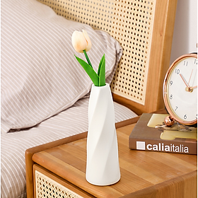 Mua LỌ HOA XOẮN ỐC TRANG TRÍ NỘI THẤT SANG TRỌNG