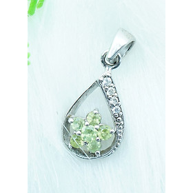 Mặt dây chuyền đá Peridot xanh lá tự nhiên 2.5cm