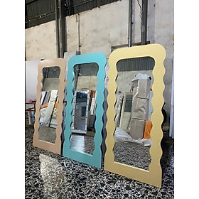 Gương lượn Juno Sofa Gỗ công nghiệp MDF cốt vàng phủ Melamin, không chân