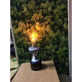 Mua Đèn dầu thờ men lam dùng Pin  gốm Bát tràng cao cấp