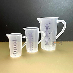 Mua (COMBO 3 LY) Ly / Ca ĐONG ĐỊNH LƯỢNG  PHA CHẾ 3 dung tích 50  100  250 ml. Chất liệu NHỰA DÀY  VẠCH ĐỊNH LƯỢNG IN ĐẬM