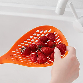 Mua Vá nhựa có lỗ vớt thức ăn - muôi nhựa có lỗ thoát nước múc canh