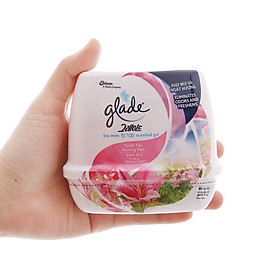 Sáp Thơm Glade Hương Cỏ Hoa 180g