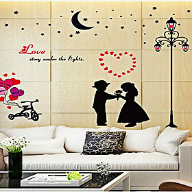 Decal dán tường hai bé tỏ tình và cột đèn đen sk9113