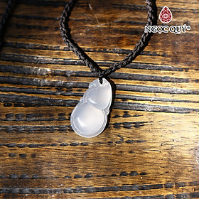 Mặt dây chuyền hồ lô đá mã não trắng mệnh thủy, kim - Ngọc Quý Gemstones