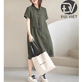 Váy đầm nữ cộc tay sơ mi xanh rêu có túi ngực, Đầm linen nữ cổ sơ mi kèm dây eo tự chỉnh Đũi Việt DVDA75