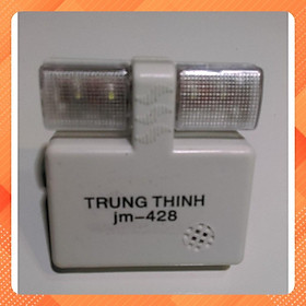 Mua đèn ngủ cảm ứng ánh sáng nhiều màu - đèn ngủ cảm ứng