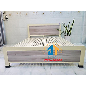 Mua Giường sắt kiểu gỗ kích thước ngang từ 1M đến 1m8 dài 2M – GS48