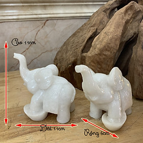 Mua  Linh vật phong thủy  Tượng voi đá phong thủy trang trí nhà cửa dáng voi đạp thỏi vàng tài lộc - Cao 11cm - Màu trắng đá non nước