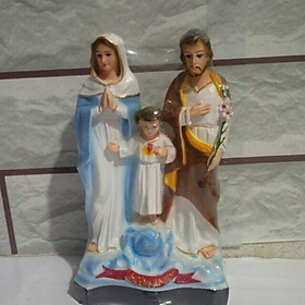 Mua 100. Gia đình Thánh gia 15cm