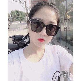 Kính huyền thoại biển xanh - mắt đen