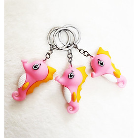 01 móc khóa con cá ngựa hồng