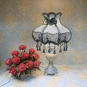 Mua Đèn bàn tân cổ điển 185