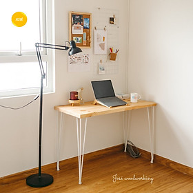 Mua Bàn làm việc 140x60x75 gỗ thông tự nhiên nhập khẩu JOSÉ / Bàn văn phòng chân sắt hairpin tĩnh điện có tăng chỉnh gỗ tấm dày đẹp