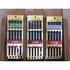 Mua ĐŨA NHỰA ĐEN KHẢM ĐÁ_MÀU NGẪU NHIÊN_AVN0221