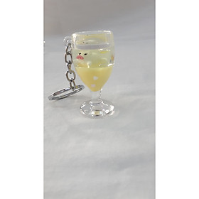 MÓC KHÓA TRÀ SỮA HÌNH LY CÓ THÚ BÊN TRONG