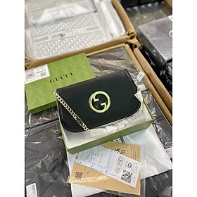 Mua Siêu phẩm đeo chéo đây ạ