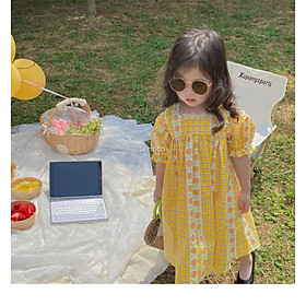 Váy hè bé gái tay bèo 9m-10 tuổi hoa phối kẻ vàng, Đầm babydoll cho bé hàng thiết kế vải thô nhẹ thoáng mát