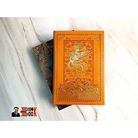 ẤN BẢN BÌA DA PU CAO CẤP VÀ GIỚI HẠN - NGÀN NĂM ÁO MŨ - TRẦN QUANG ĐỨC -