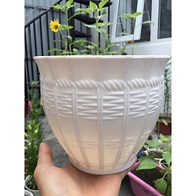Chậu nhựa tròn bầu giả mây đan 17cm
