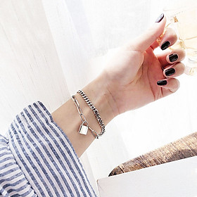 Set 2 vòng đeo tay titan nam nữ khoá tình yêu cá tính độc đáo