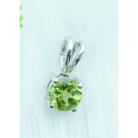 Mặt dây chuyền đá Peridot xanh lá tự nhiên 1cm