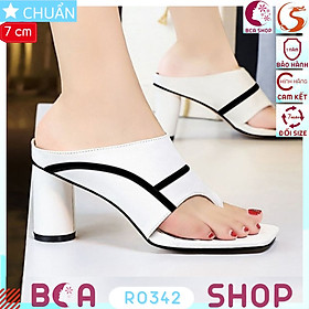 Dép kẹp nữ cao gót màu trắng 7p RO342 ROSATA tại BCASHOP gót tròn độc lạ, viền dây khác màu nổi bật vừa lạ vừa tôn chân - 39