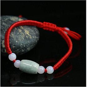 Ngọc lục bảo vòng tay dây màu đỏ 01