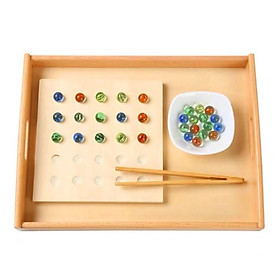 Giáo cụ Montessori - Tập gắp bi rèn vận động tinh