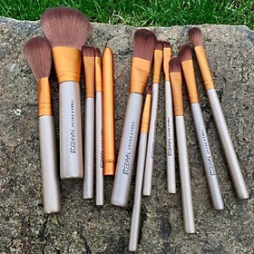 Hộp Cọ Trang Điểm 12 Cây – Bộ Cọ Makeup Nhiều Loại
