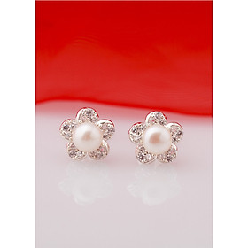 Bông tai bạc kiểu dáng bông hoa năm cánh đính ngọc trai thiết kế từ thương hiệu OPAL - E10