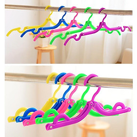 Mua Móc áo du lịch xếp gọn tiện dụng
