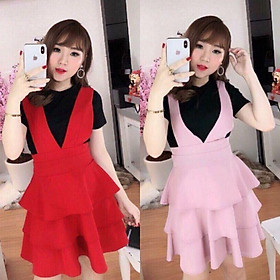 Sét yếm váy xòe tầng V cổ phối áo thun đen tay con