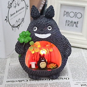 Tượng totoro trang trí có đèn phát sáng