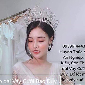 Vương miện thủ công to hoành tráng