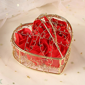 Hộp quà trái tim bằng kim loại kèm 6 hoa hồng ( TẶNG MÓC KHÓA GỖ)
