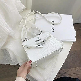 Túi xách nữ đeo chéo vân cá sấu