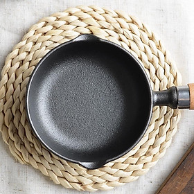 Mua Chảo Gang Thô Đúc Thủ Công Nguyên Khối Chống Dính Tự nhiên Cán Gỗ 13cm Chảo Nấu Ăn Chống Dính Phong Cách Nhật Bản Cho Bé