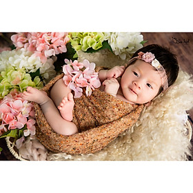 Gói chụp ảnh cho bé sơ sinh tại nhà của gia đình - Gói Chuột vàng