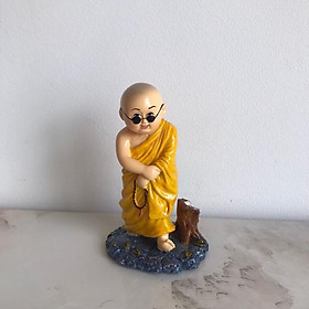 Bộ chú tiểu tự tại đi khất thực