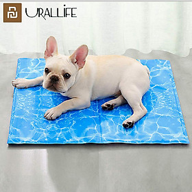 Xiaomi Uareliffe Pet Ice Pad Cold Sponge Gel làm dày chất làm đầy Chống thấm nước Chống vết bẩn Không độc hại Không mùi Nhiệt độ bề mặt thấp hơn 8 ° C so với nhiệt độ phòng trung bình Một tấm lót bền thoải mái cho thú cưng của bạn sử dụng