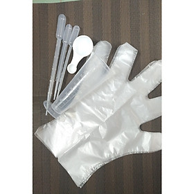 Mua Bộ dụng cụ gồm 5 món có vạch chia tiện dụng dùng để đong đo phân bón hoặc các chất rắn dạng hạt  rút chiết phân bón  thuốc trừ sâu hoặc các chất lỏng khác giúp hạn chế rơi vãi nguyên liệu - Tặng kèm 2 đôi găng tay nhựa tự hủy sinh học dùng 1 lần