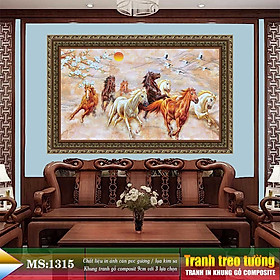 Khung tranh gỗ khổ lớn sẽ là trung tâm của không gian trang trí nội thất của bạn. Với kích thước lớn, tranh sẽ giúp tạo nét đặc biệt cho phòng khách hoặc phòng ngủ của bạn.