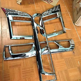 Ốp viền đèn Pha Hậu dành cho Ford Transit