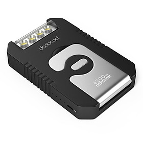 Bộ Sạc Pin Năng Lượng Mặt Trời Với 4 Đèn LED Đen (4200mAh)